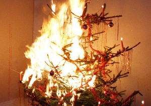 Foto eines Christbaumbrandes