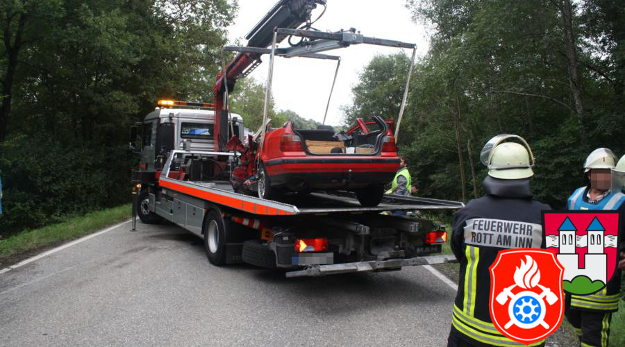 2015 09 07 5827 VU vorInnbruecke PKW LKW