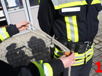 Halbmastwurf an der Öse