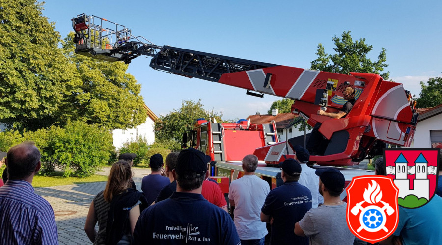 2018 07 12 Rosenbauer MAN Drehleiter Vorfuehrung  17 